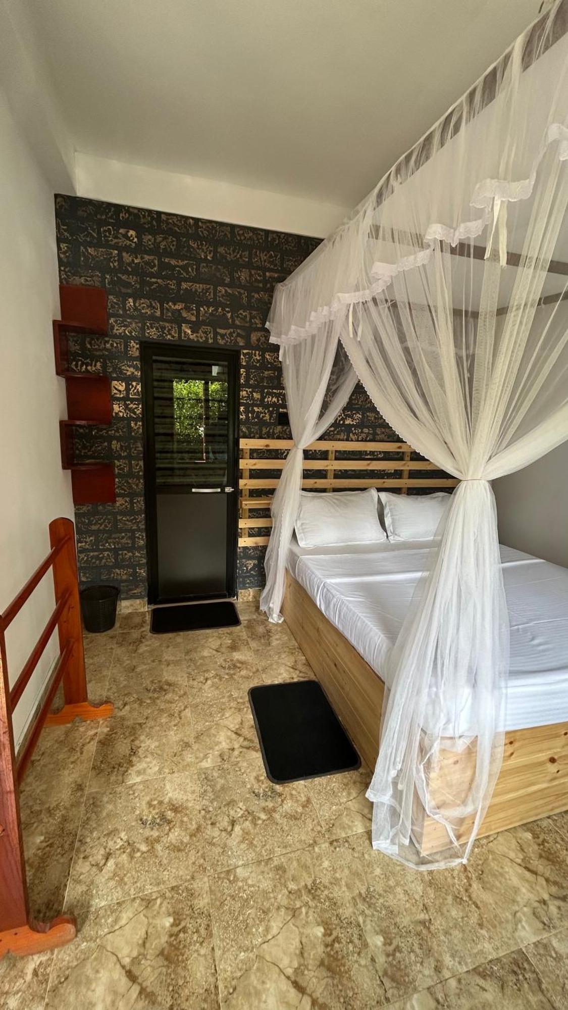 Mountain Shack Homestay เอลลา ภายนอก รูปภาพ
